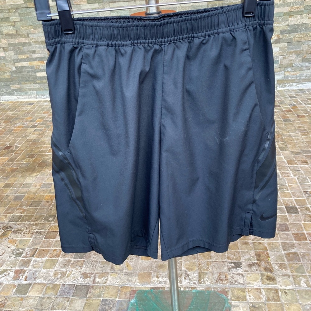 💛Nike dri fit shorts